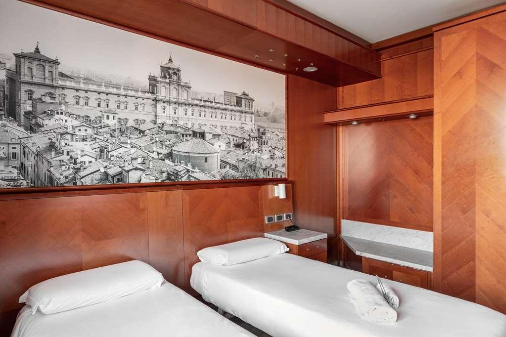 Hotel B&B Hotel Modena