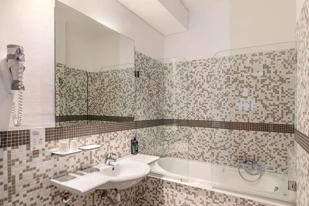 B&B Hotel Modena Hotel 3*