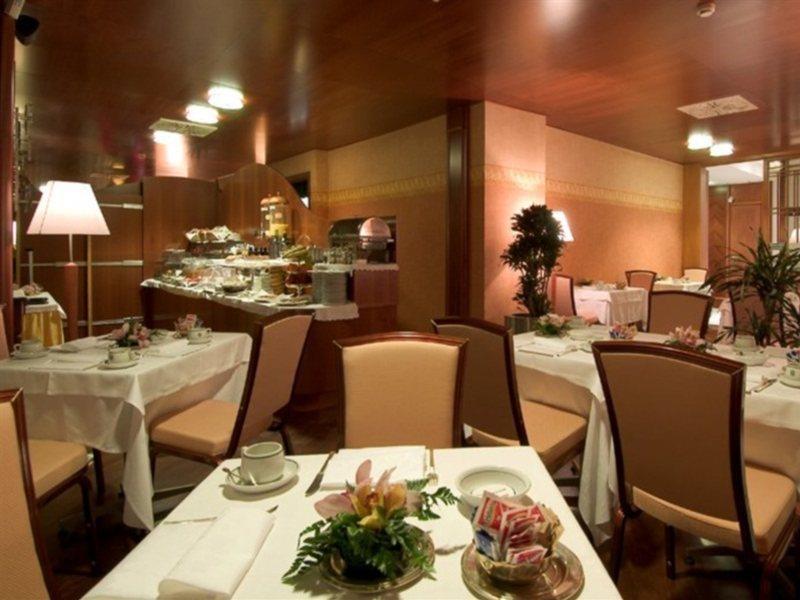 Hotel B&B Hotel Modena